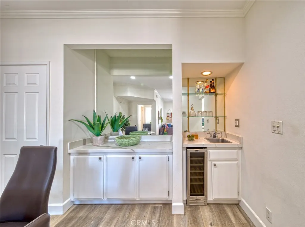 1665 Federal Avenue 302, Los Angeles, California 90025 home-pic-9